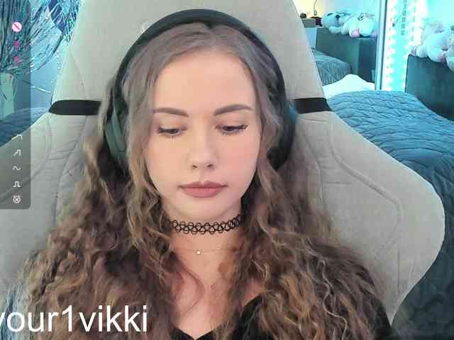 -VikkiL0vesCheese-