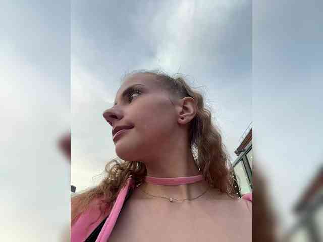live video cam chat -VikkiL0vesCheese-