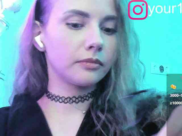 VikkiExtraCheese webcam