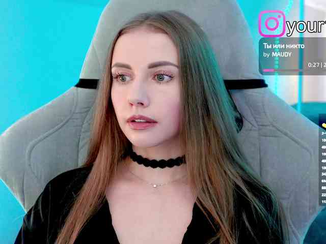 VikkiExtraCheese webcam