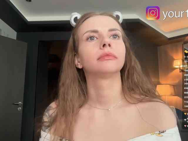 VikkiExtraCheese webcam