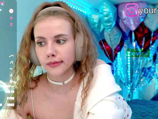 -VikkiL0vesCheese-