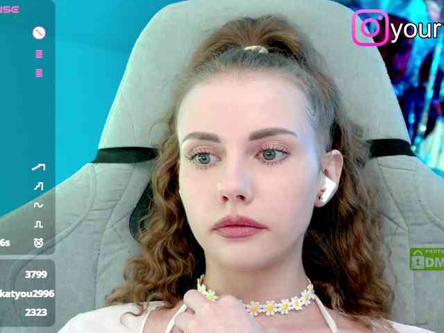 VikkiExtraCheese webcam