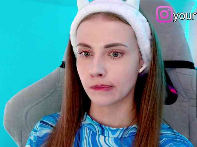 VikkiExtraCheese webcam