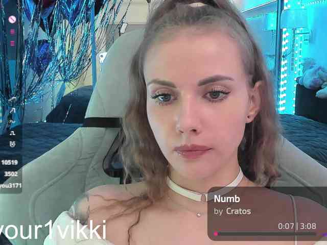 VikkiExtraCheese webcam