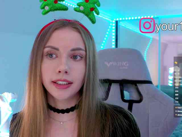 VikkiExtraCheese webcam