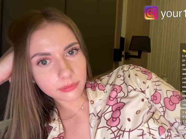 VikkiExtraCheese webcam