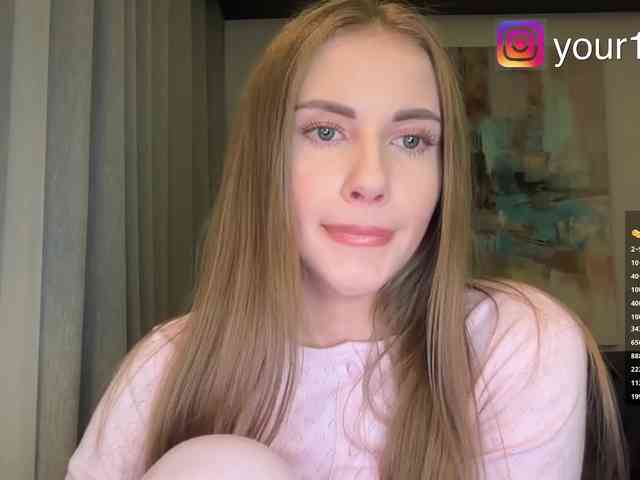 VikkiExtraCheese webcam