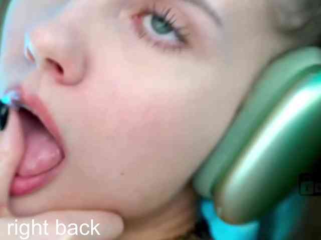 VikkiExtraCheese webcam