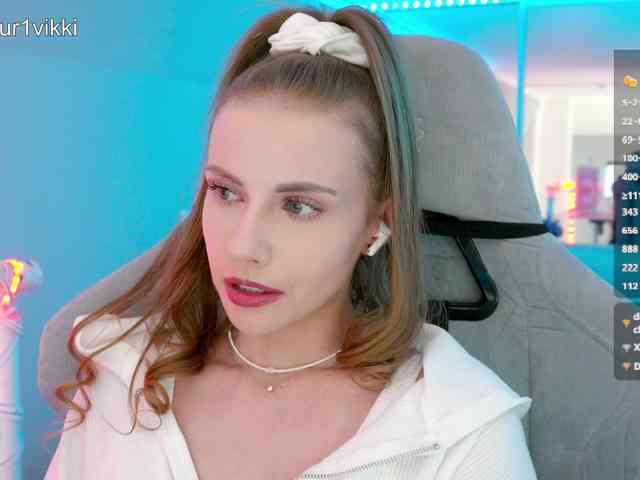 VikkiExtraCheese webcam