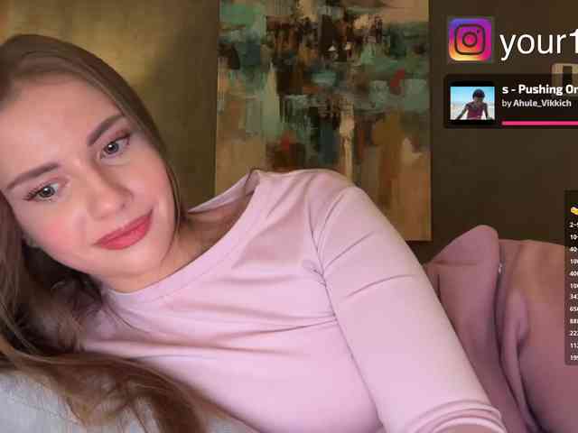 VikkiExtraCheese webcam