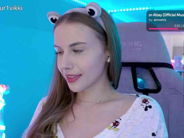 VikkiExtraCheese webcam