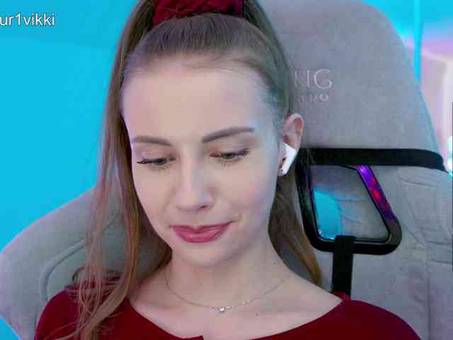 VikkiExtraCheese webcam