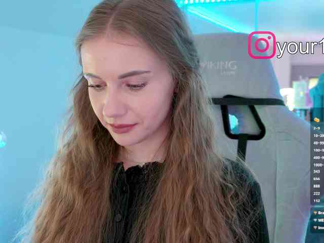 VikkiExtraCheese webcam