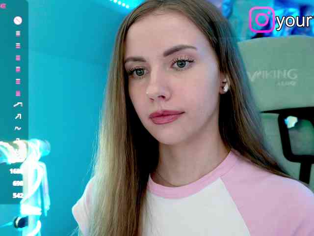 VikkiExtraCheese webcam