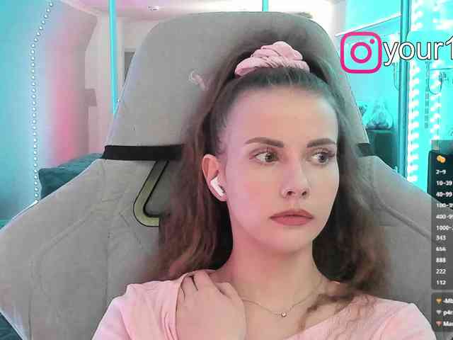 VikkiExtraCheese webcam