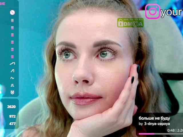 VikkiExtraCheese webcam