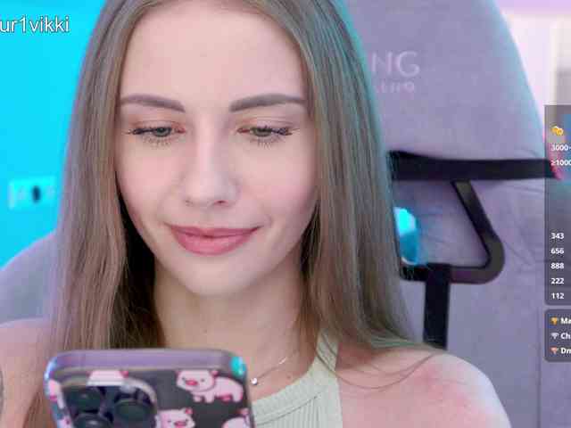 VikkiExtraCheese webcam