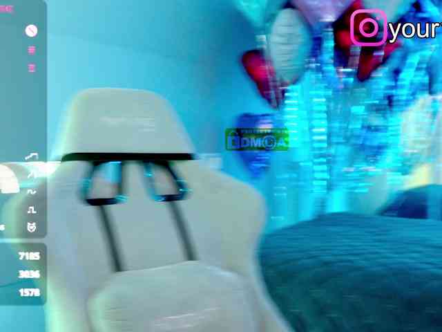 role play cam -VikkiL0vesCheese-