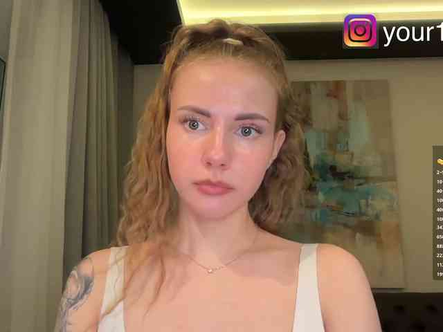 VikkiExtraCheese webcam