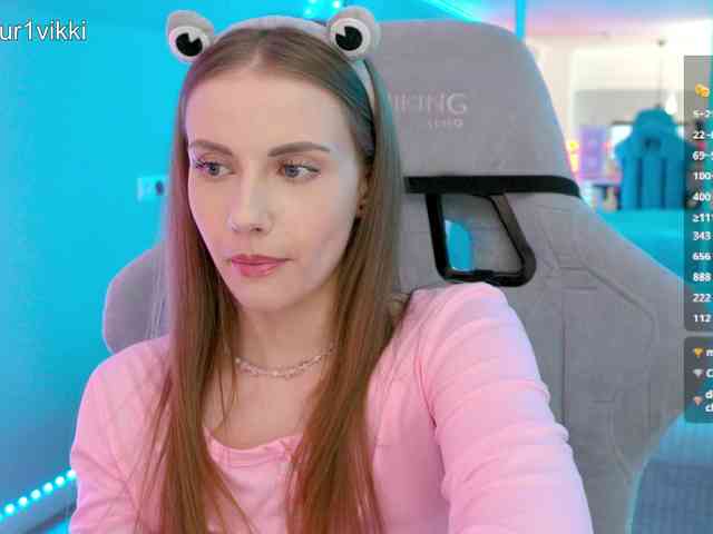 VikkiExtraCheese webcam