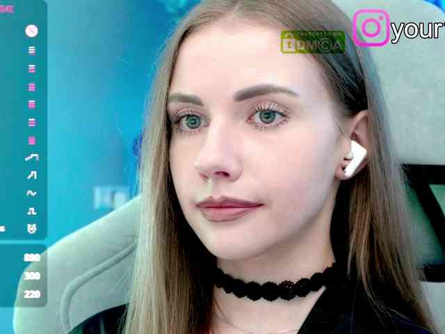 VikkiExtraCheese webcam