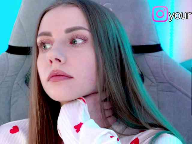 VikkiExtraCheese webcam