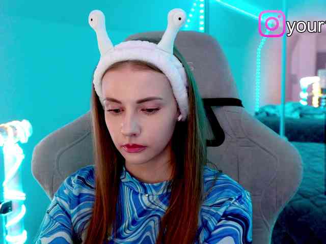 VikkiExtraCheese webcam