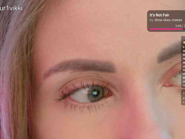 VikkiExtraCheese webcam