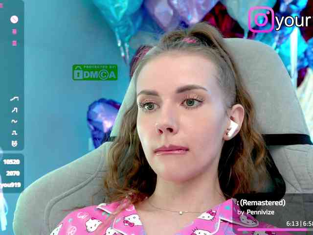 VikkiExtraCheese webcam