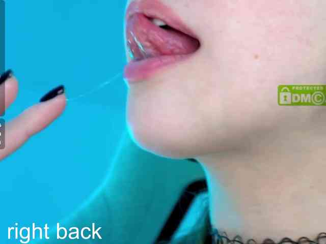 VikkiExtraCheese webcam