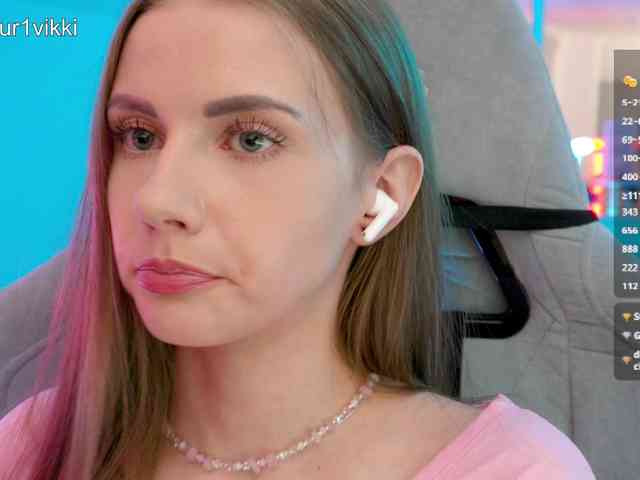 VikkiExtraCheese webcam