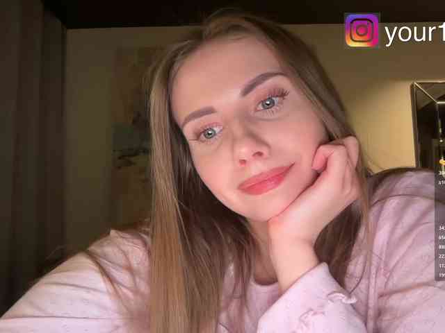 VikkiExtraCheese webcam