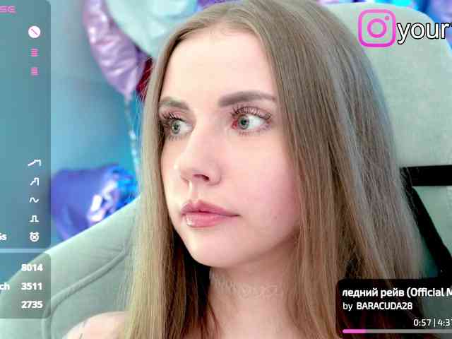 VikkiExtraCheese webcam