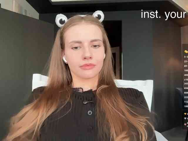 VikkiExtraCheese webcam