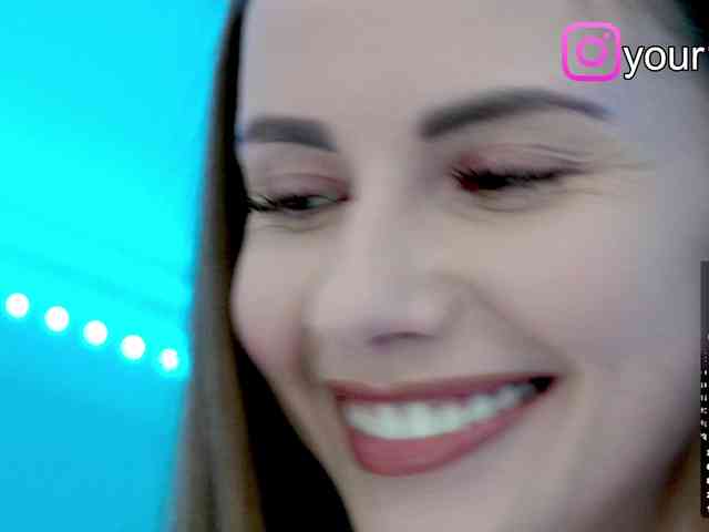 VikkiExtraCheese webcam