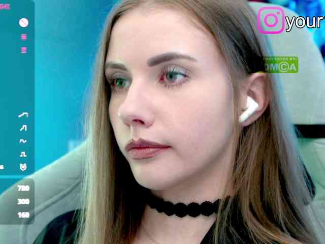 VikkiExtraCheese webcam
