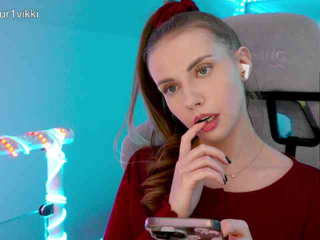VikkiExtraCheese webcam