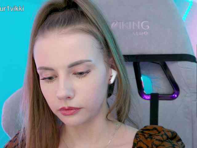 VikkiExtraCheese webcam