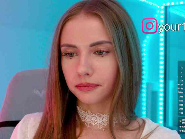 VikkiExtraCheese webcam