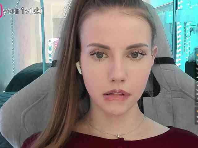 VikkiExtraCheese webcam