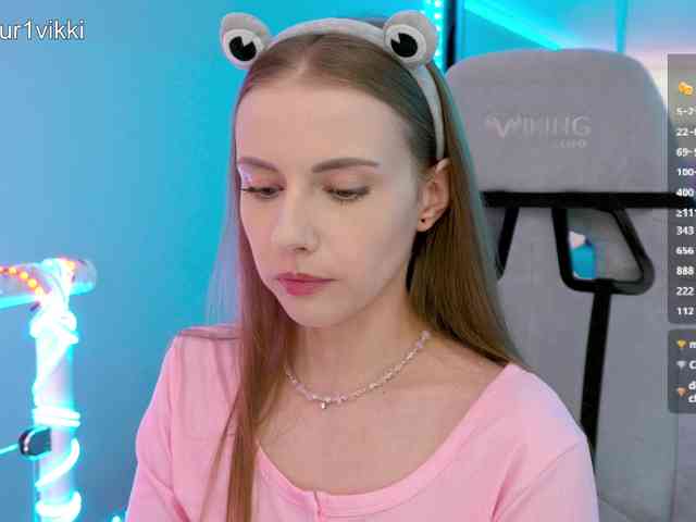 VikkiExtraCheese webcam