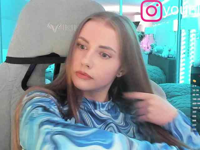 VikkiExtraCheese webcam