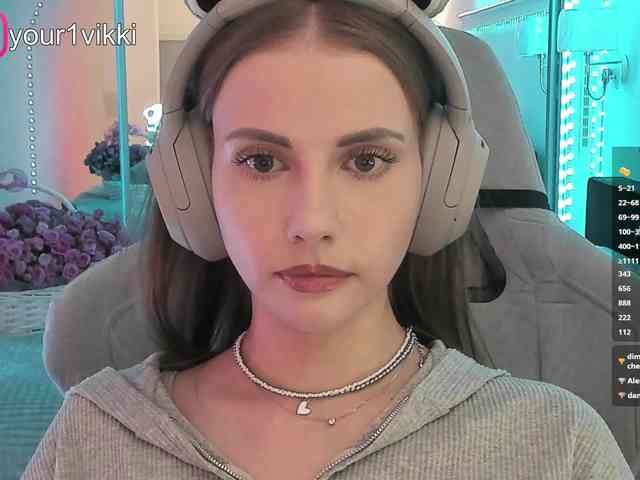 VikkiExtraCheese webcam