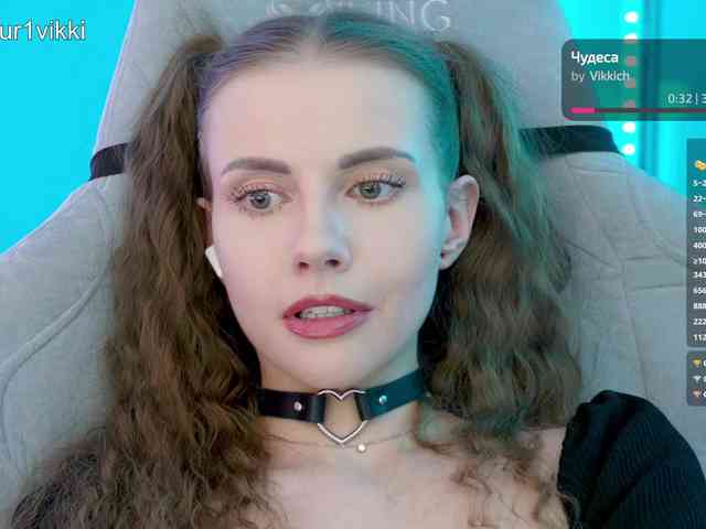 -VikkiL0vesChees... Live Webcam on BongaCams