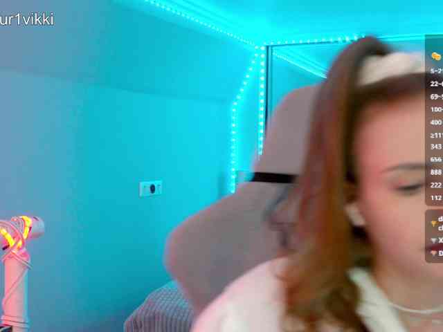 VikkiExtraCheese webcam