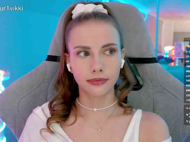 VikkiExtraCheese webcam