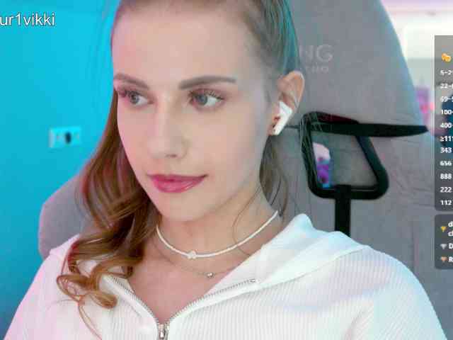 VikkiExtraCheese webcam