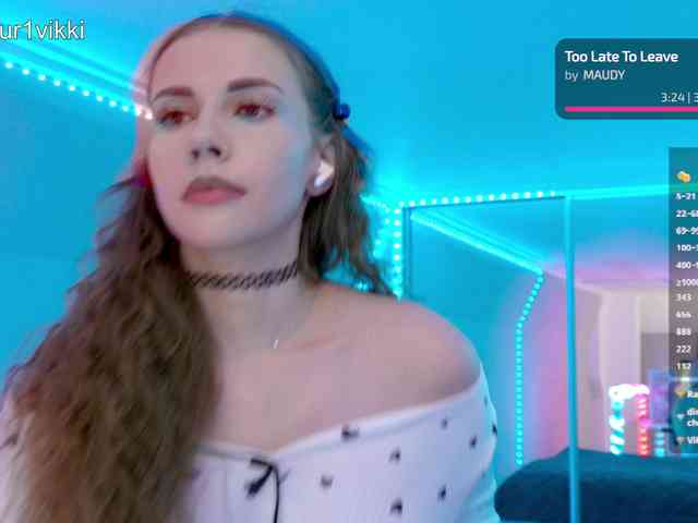 VikkiExtraCheese webcam