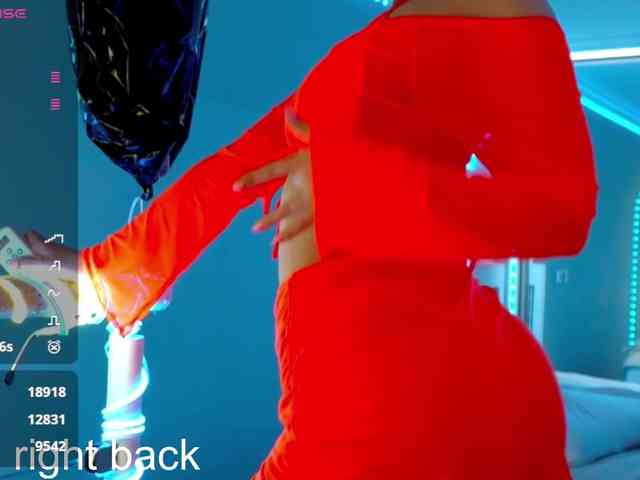 VikkiExtraCheese webcam